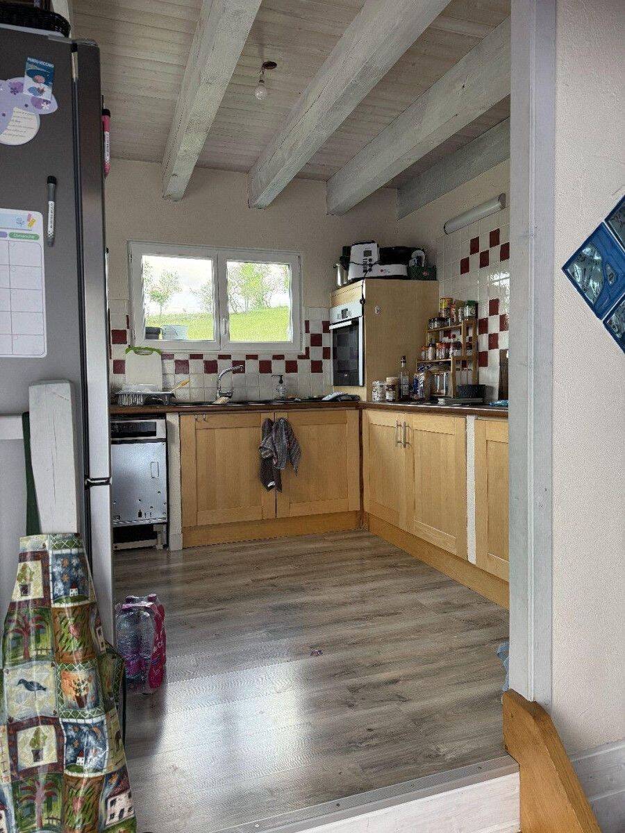 Maison 4 pièces 85 m² · à Confort · 85 m² · 1 250 €