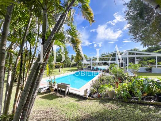 Maison à vendre 1 449 000 € 7 pièces 4 chambres 296 m² 1 700 m² de terrain Le Moule 97160