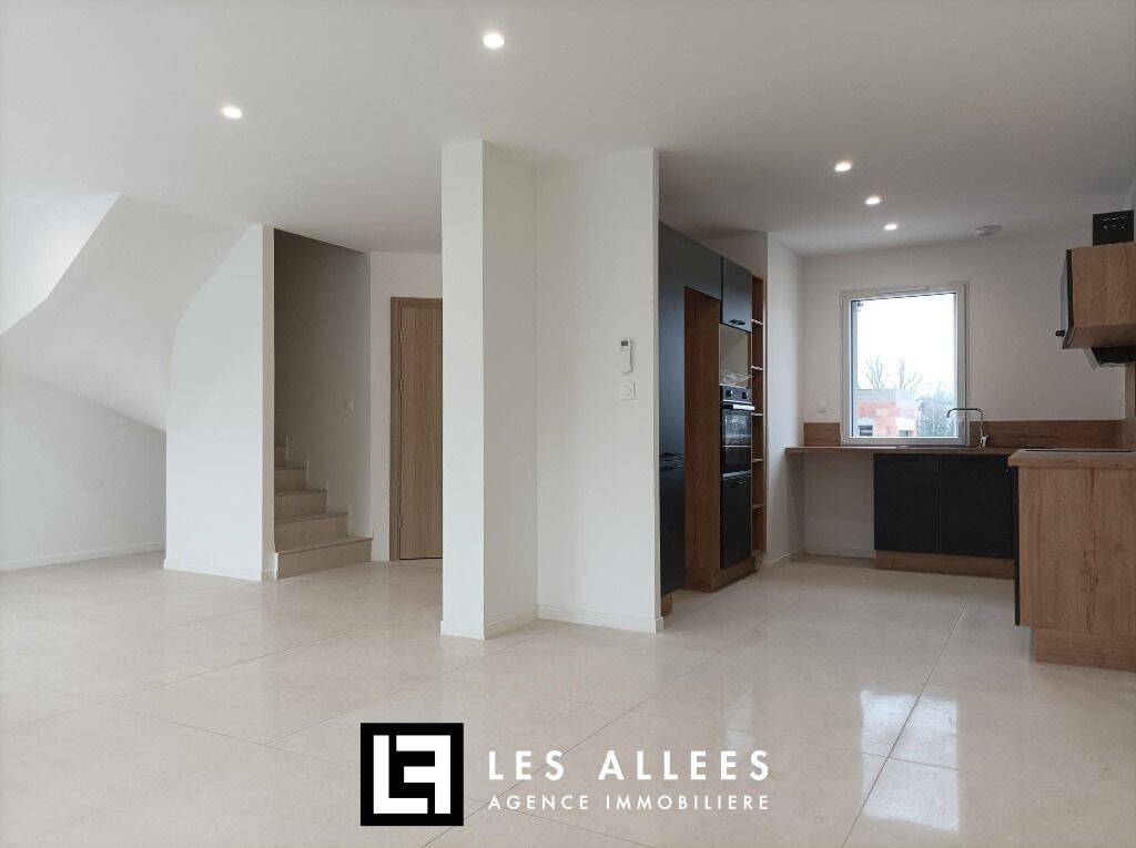 Maison 5 pièces 111 m² · à Montélimar · 111 m² · 1 140 €