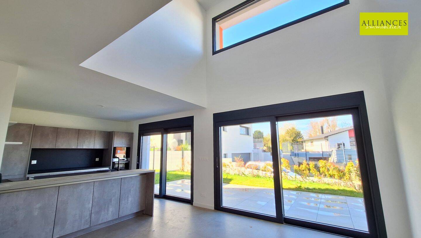 Maison 6 pièces 157 m² · à Riedisheim · 156,8 m² · 470 000 €