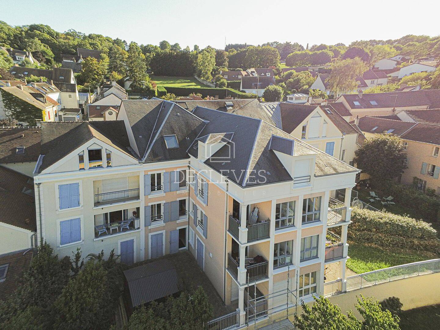 Appartement 5 pièces 100 m² · à Chambourcy · 100 m² · 467 000 €