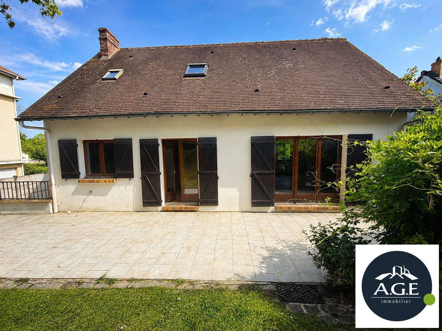 Maison 5 pièces 106 m² · à Épernon · 106 m² · 318 000 €