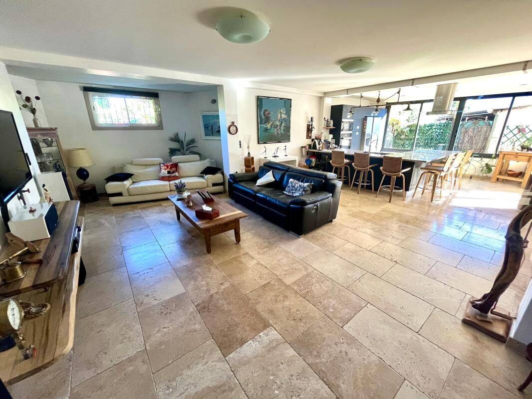 Maison 4 pièces 100 m² · à Le Cannet · 100 m² · 349 000 €