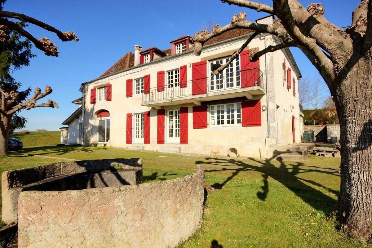 Maison 7 pièces 471 m² · à Orthez · 471 m² · 420 000 €