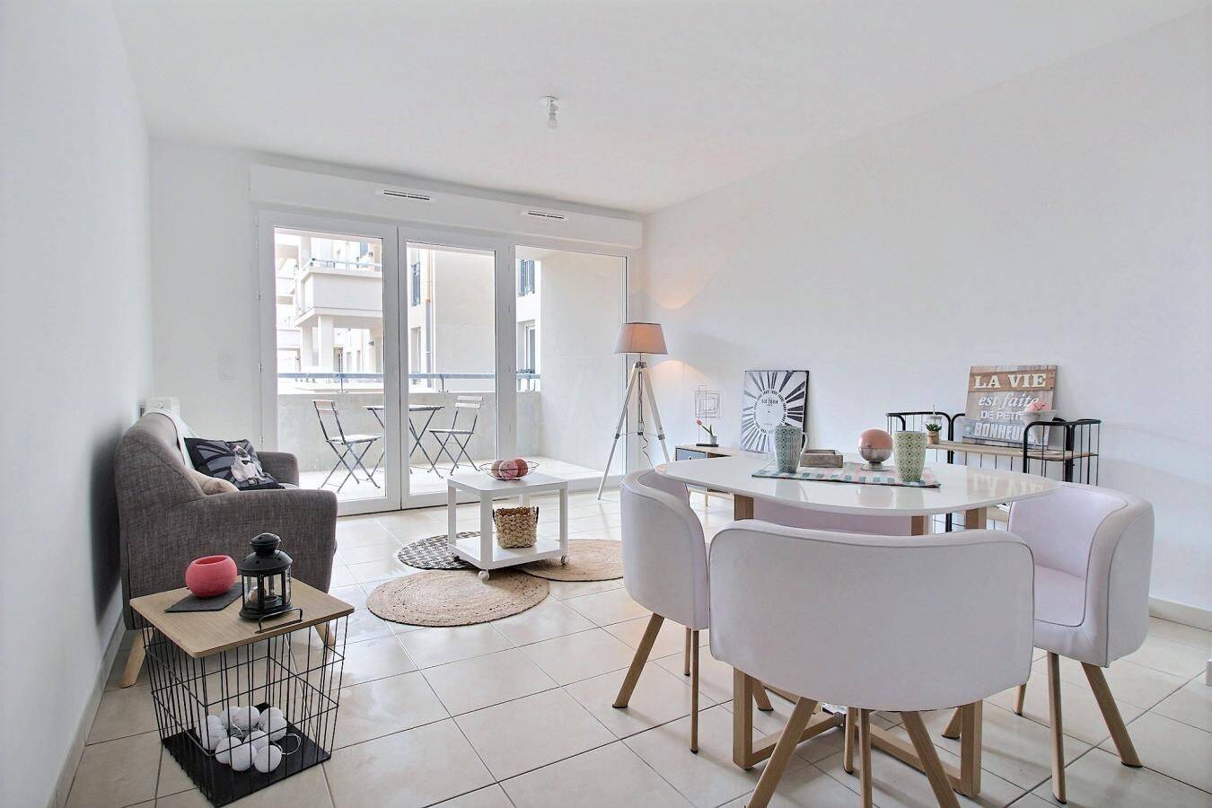 Appartement 3 pièces 63 m² · à Vitrolles · 63 m² · 884 €/mois