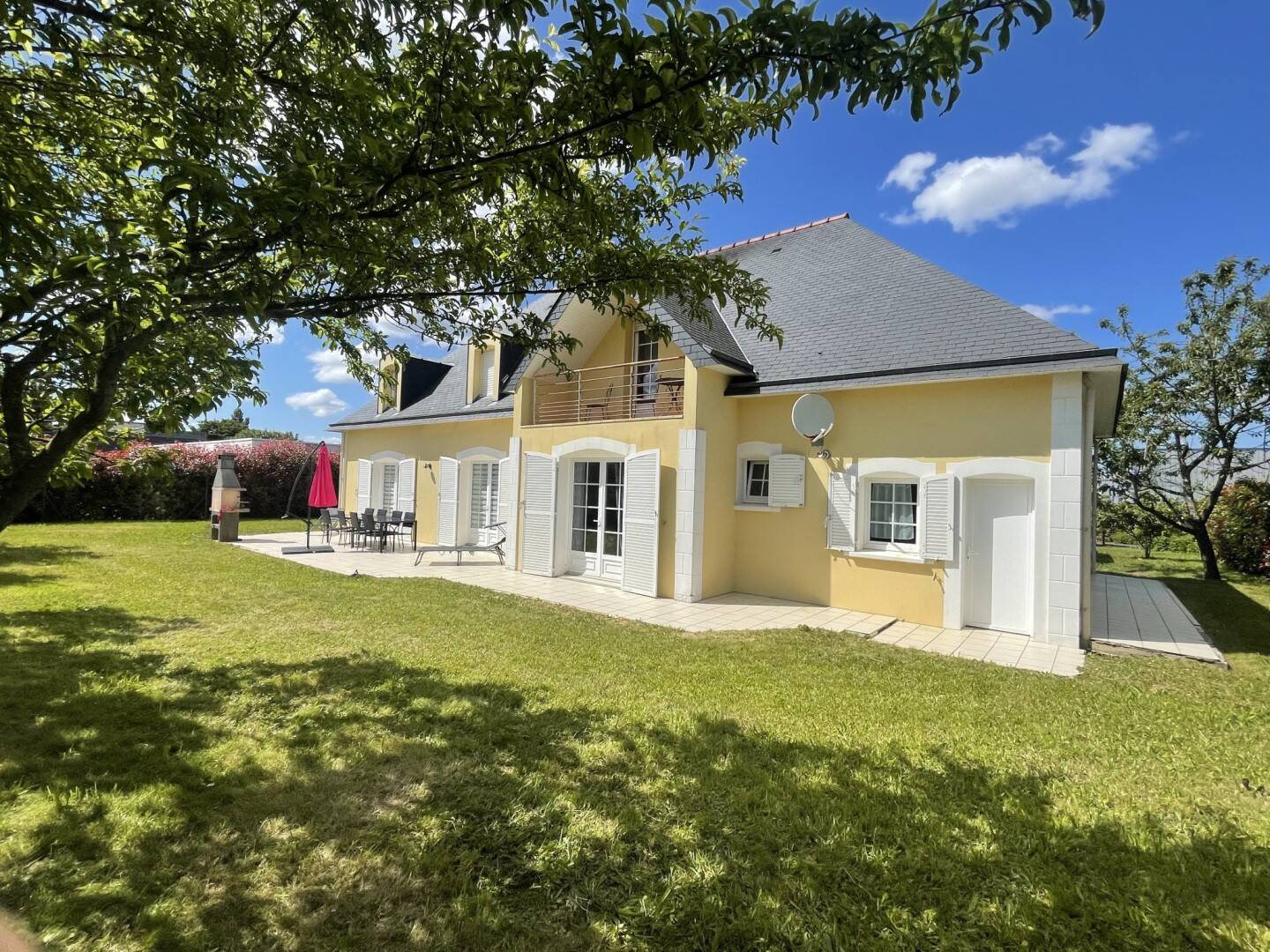 Maison 8 pièces 200 m² · à Acigné · 200 m² · 464 900 €