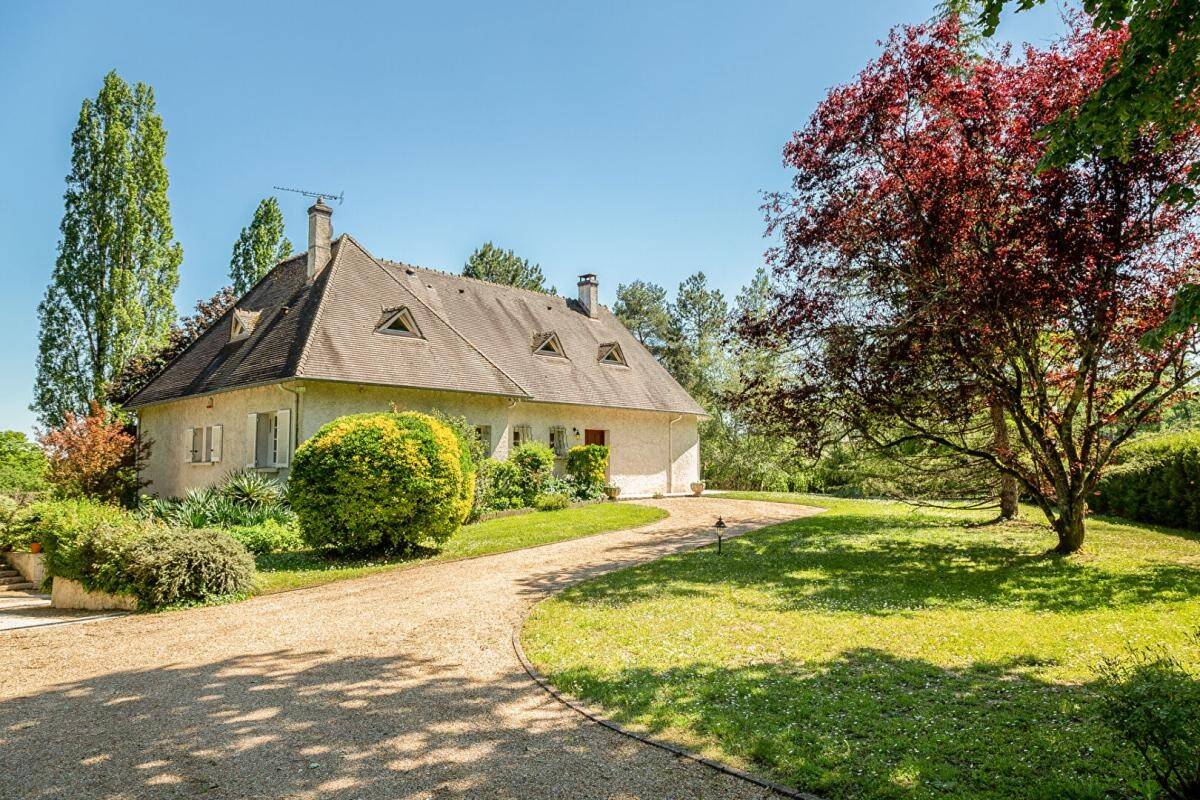 Maison 6 pièces 206 m² · à Blois · 206 m² · 480 000 €