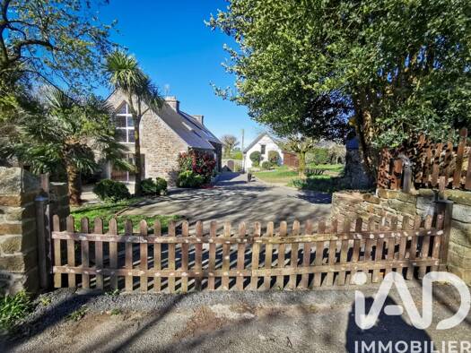 Maison à vendre 259 000 € 4 pièces 3 chambres 130 m² 12 000 m² de terrain Poullaouen 29246