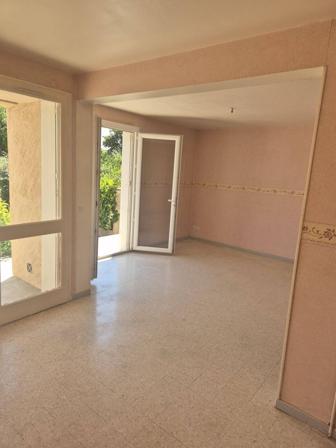 Maison 4 pièces 80 m² · à Lambesc · 80 m² · 325 000 €