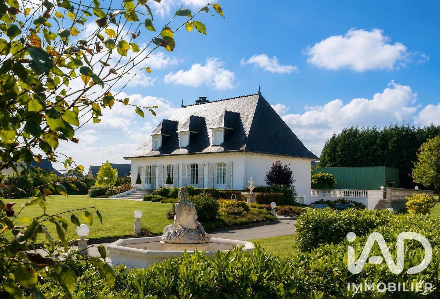 Maison 11 pièces 260 m² · à Bréhan · 260 m² · 468 000 €