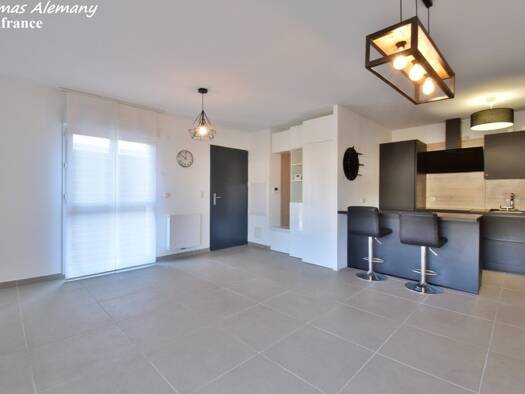 Appartement à vendre 259 500 € 3 pièces 2 chambres 64 m² Étage 2/2 Montée des Richesses-Saint Lazare Manosque 04100