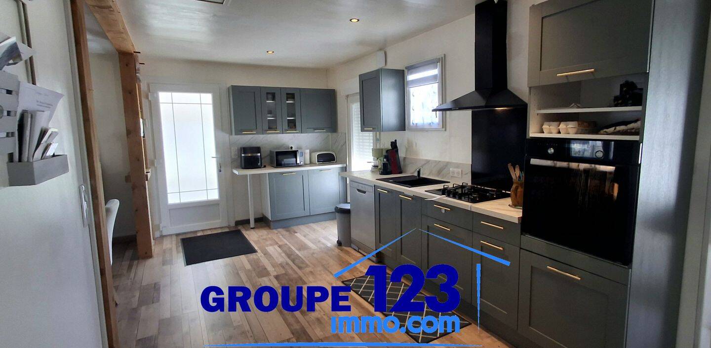 Maison 4 pièces 94 m² · à Valravillon · 93,5 m² · 132 000 €