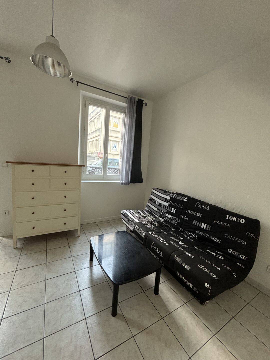 Appartement 1 pièce 18 m² · à Compiègne · 18,3 m² · 470 €