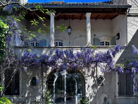 Maison à vendre 1 150 000 € 11 pièces 5 chambres 327,5 m² 1 051 m² de terrain Nord Uzès 30700
