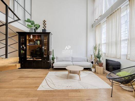 Duplex à vendre 619 000 € 5 pièces 3 chambres 120 m² Étage 1/3 Monesse-Roger Salendro Chaville 92370