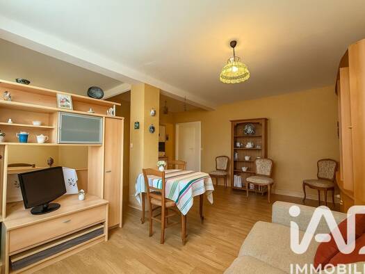 Appartement à vendre 136 000 € 2 pièces 1 chambre 51 m² RDC/4 Centre Avon 77210