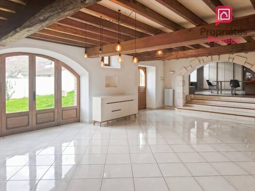 Maison à vendre 229 000 € 8 pièces 4 chambres 229 m² 2 038 m² de terrain Longueville-sur-Aube 10170