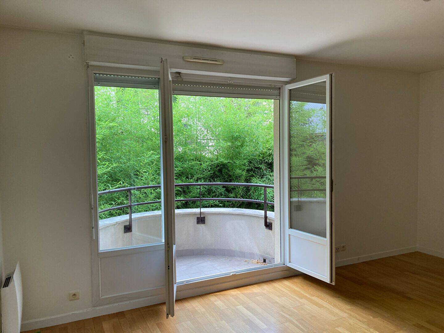 Appartement 3 pièces 65 m² · à Suresnes · 65 m² · 1 636 €/mois