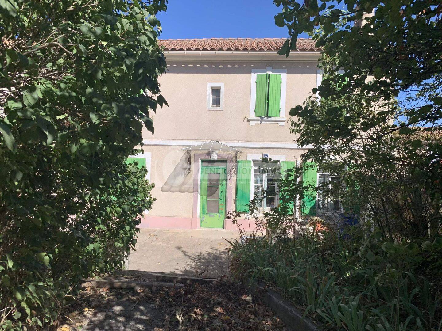 Maison 11 pièces 300 m² · à Fontvieille · 300 m² · 690 000 €