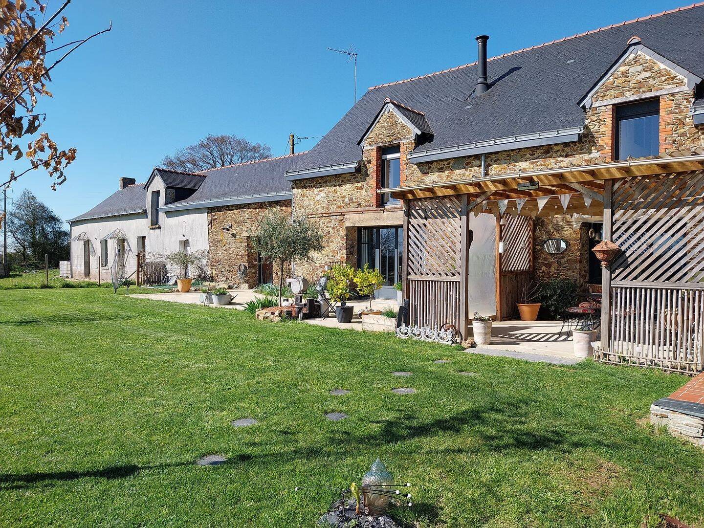 Maison 6 pièces 280 m² · à Soudan · 280 m² · 1 100 000 €