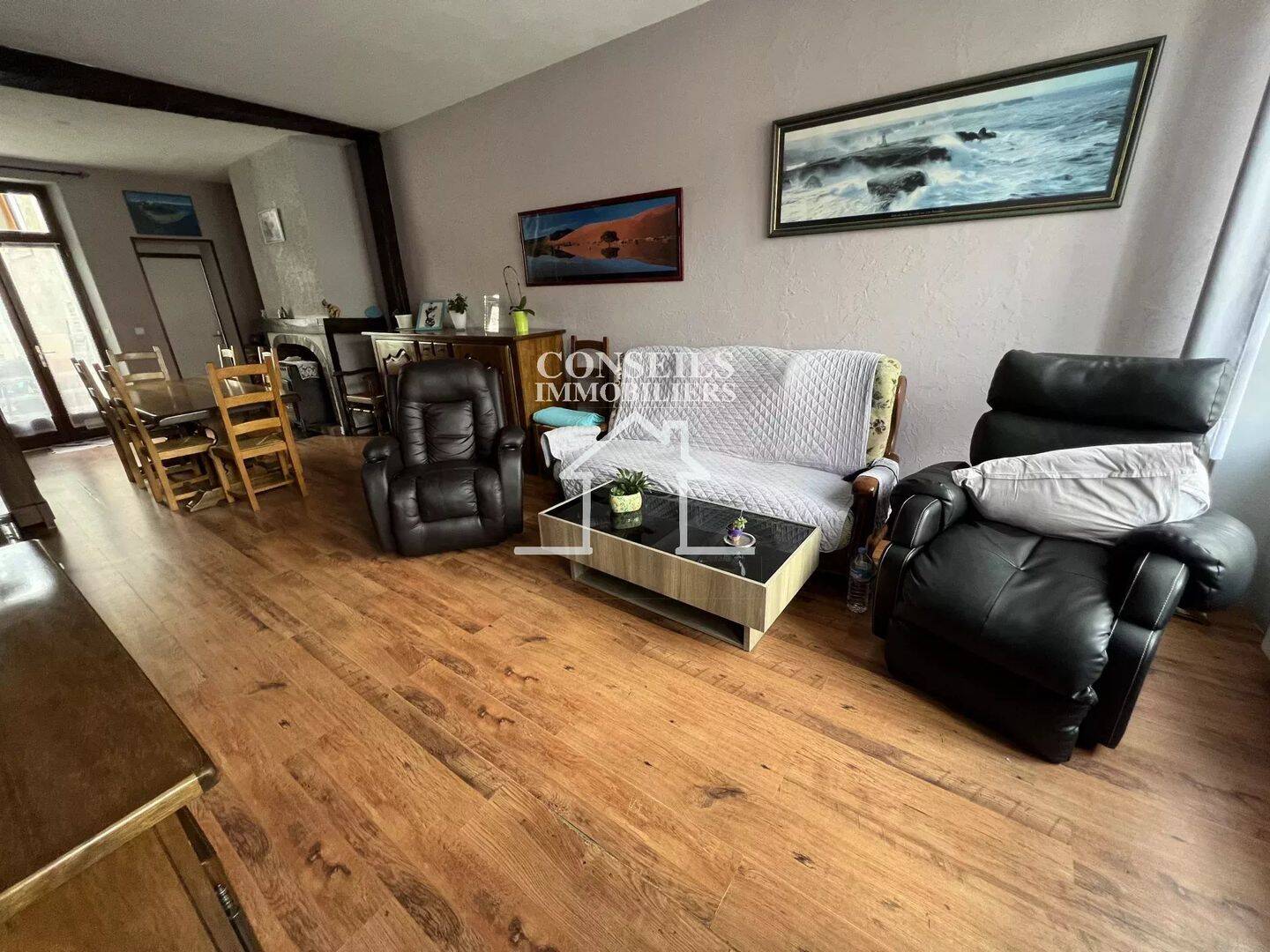 Maison 5 pièces 115 m² · à Saint-Julien-du-Sault · 115,4 m² · 127 000 €