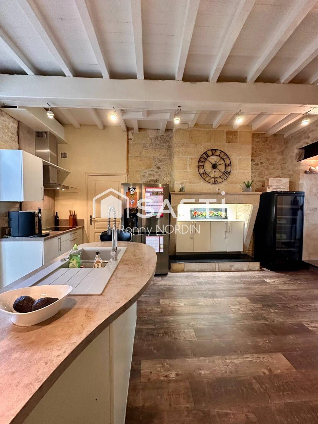 Maison 6 pièces 195 m² · à Rauzan · 195 m² · 249 900 €
