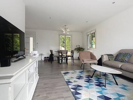 Maison à louer 2 450 € 4 pièces 3 chambres 120 m² 120 m² de terrain Nord Vétraz-Monthoux 74100