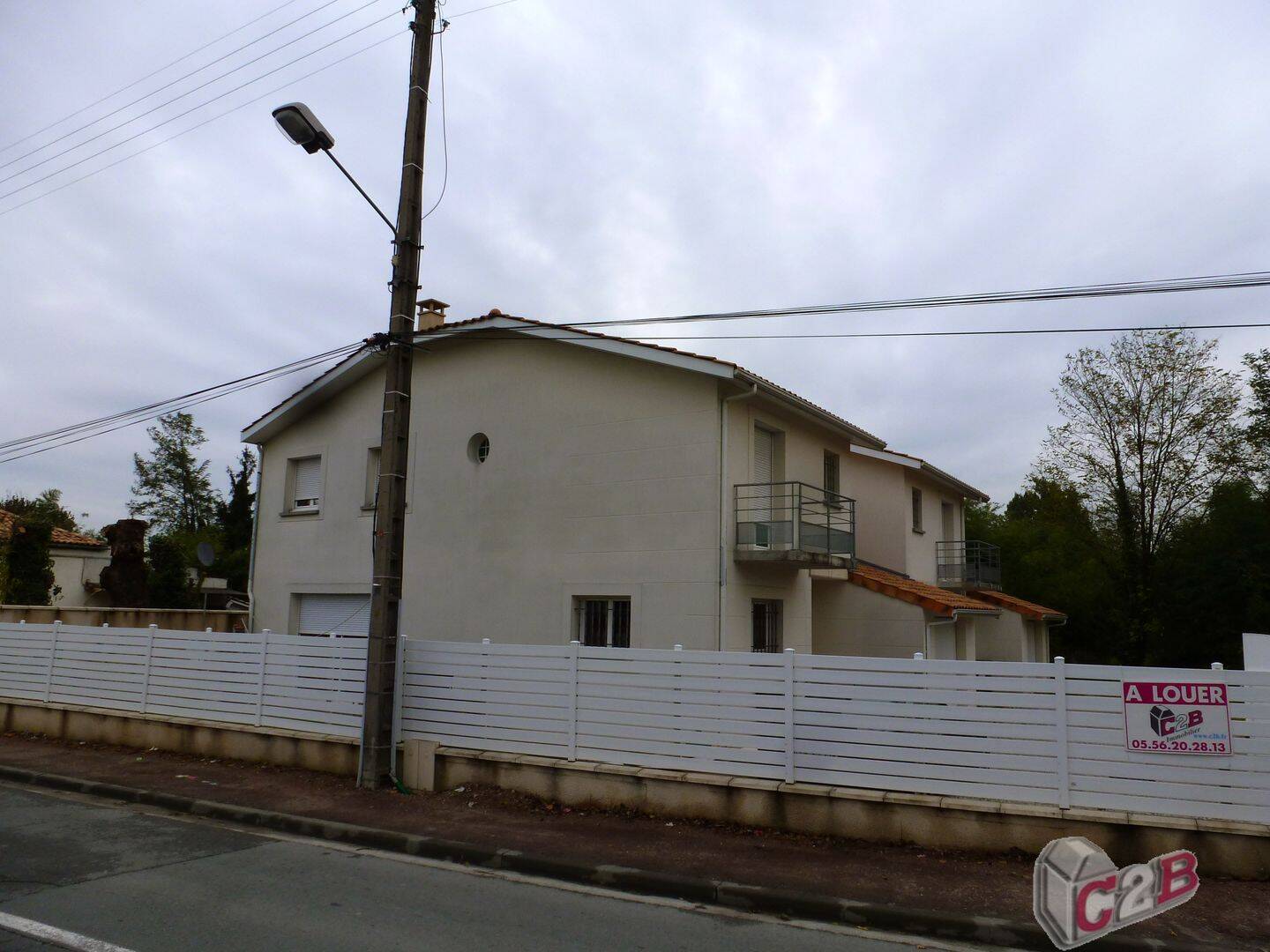 Maison 4 pièces 100 m² · à Villenave-d'Ornon · 100 m² · 1 240 €