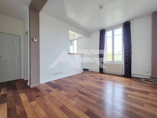 Appartement à vendre 209 000 € 2 pièces 1 chambre 40 m² 1er étage Les Castors Chatou 78400