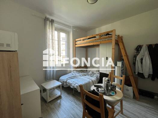 Appartement à louer 370 € 1 pièce 16,2 m² 1er étage dès le 26/04/2026 Berriat-Ampere Grenoble 38000