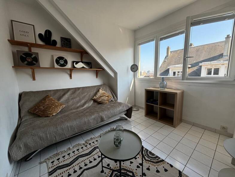 Appartement à louer 468 € 1 pièce 19,5 m² Étage 5/1 Saint Jean Eudes-Saint Gilles Caen 14000