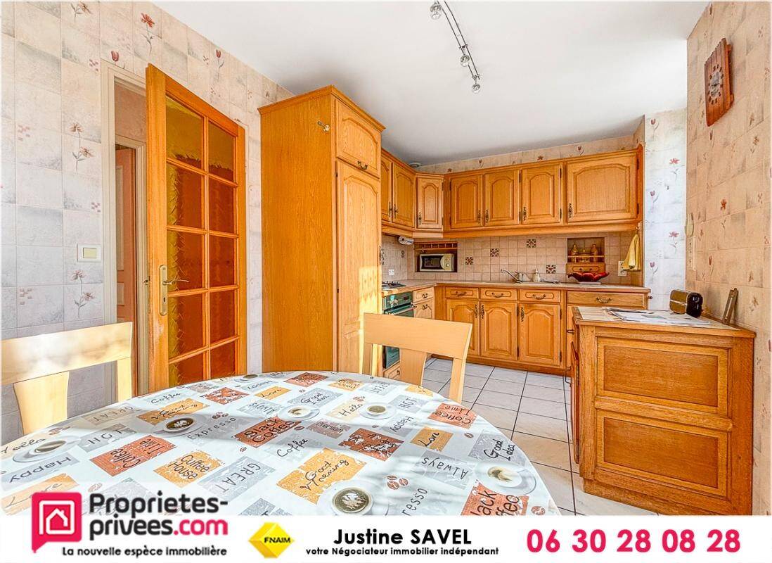 Maison 6 pièces 143 m² · à Reuilly · 143 m² · 116 990 €