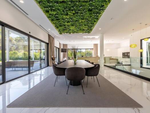 Villa à vendre 7 200 000 € 10 pièces 5 chambres 1 300 m² 3 000 m² de terrain Est Nord Est et Sud Est Saint-Gély-du-Fesc 34980