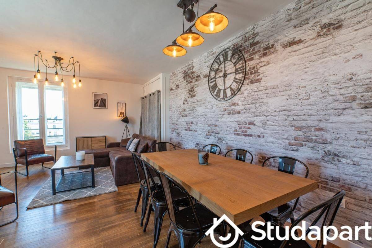 1 pièce 13 m² · à Compiègne · 13 m² · 460 €