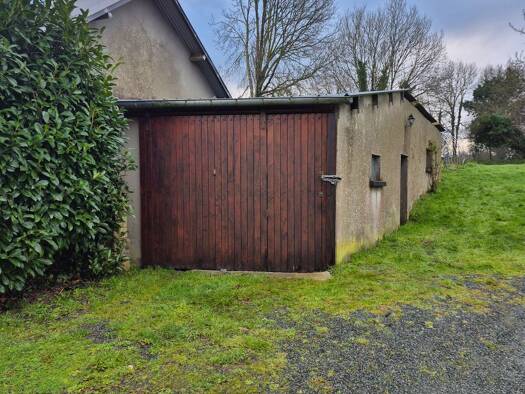 Parking à louer 450 € 600 m² Muneville-le-Bingard 50490