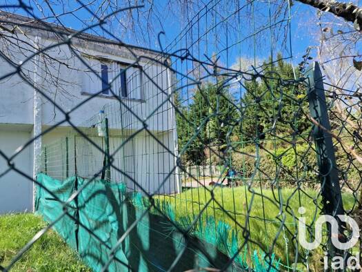 Maison à vendre 55 000 € 4 pièces 3 chambres 82,6 m² 201 m² de terrain Nontron 24300