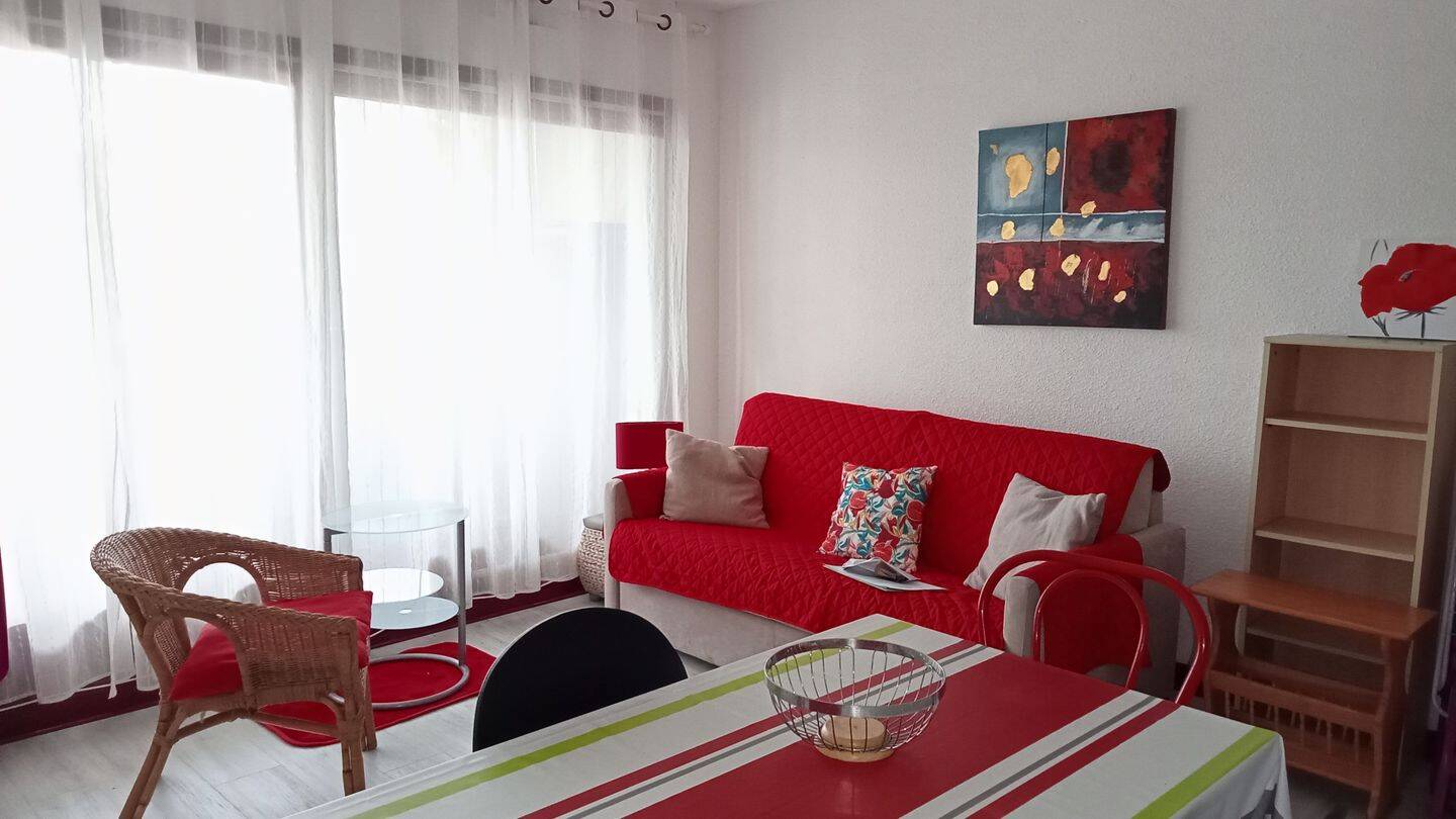 Appartement 1 pièce 24 m² · à Perros-Guirec · 23,7 m² · 485 €/mois