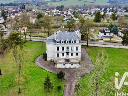 Château à vendre 697 000 € 6 pièces 5 chambres 215 m² 11 000 m² de terrain Champs-sur-Yonne 89290