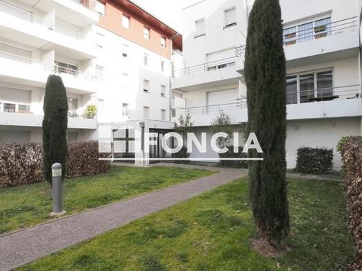 Appartement à louer 480 € 2 pièces 1 chambre 42 m² 2ème étage École Paul Bert-Lycée Bernard Palissy Agen 47000