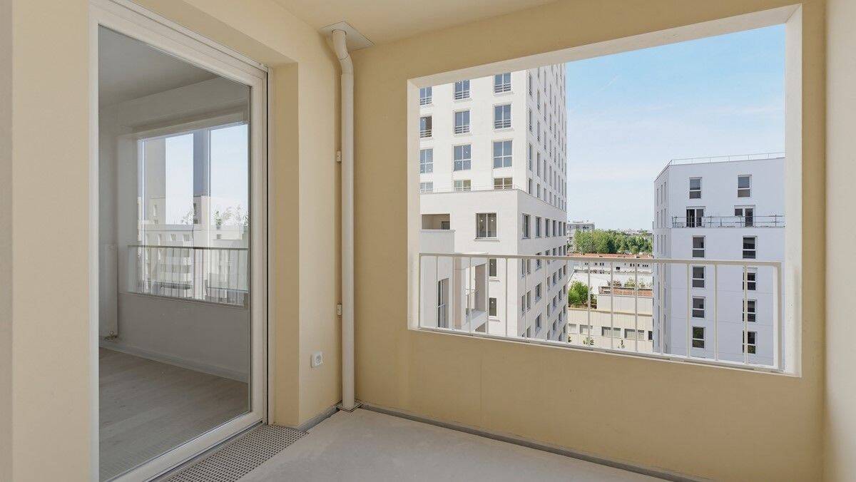 3 pièces — 2