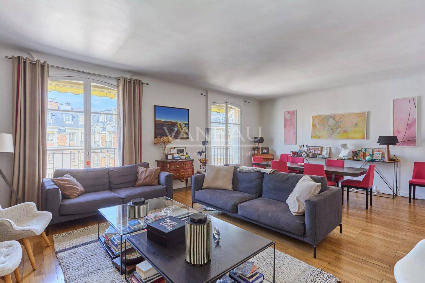 Appartement 5 pièces 134 m² · à Neuilly-sur-Seine · 134,4 m² · 1 495 000 €