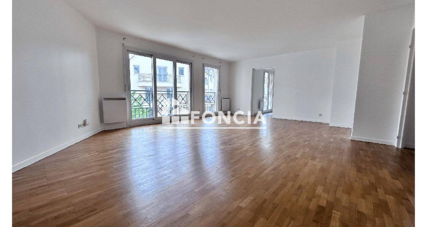 Appartement 4 pièces 102 m² · à Rueil-Malmaison · 102,1 m² · 2 419 €