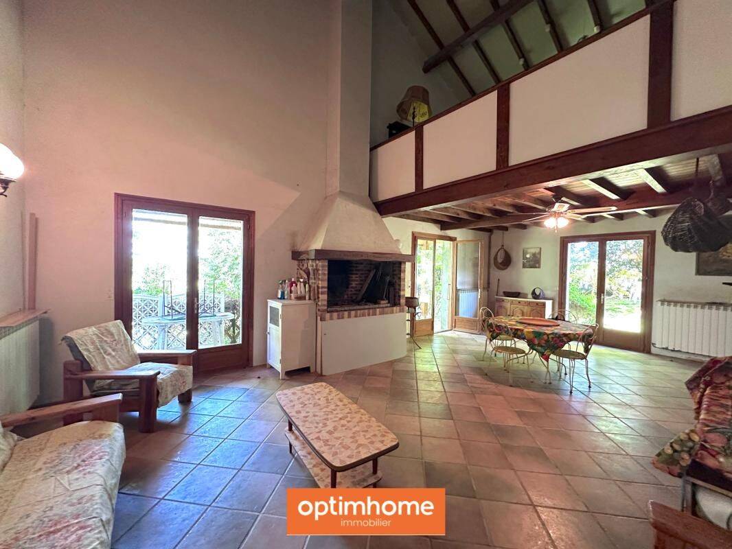 Maison 7 pièces 240 m² · à Salies-du-Salat · 240 m² · 199 000 €