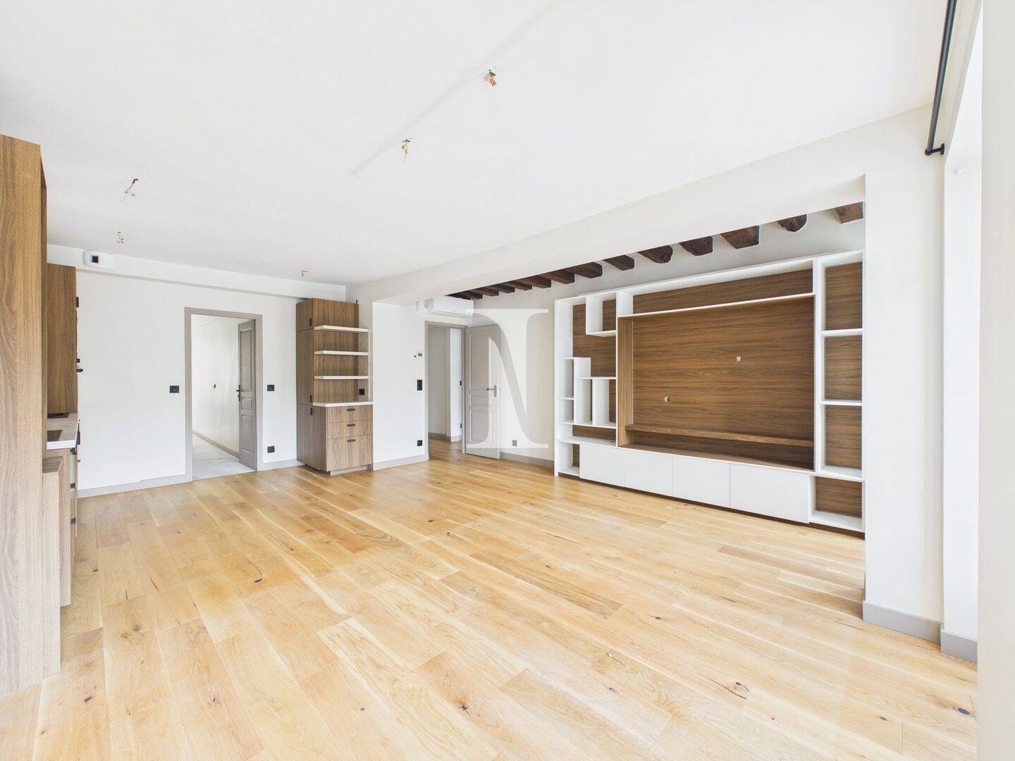 Appartement 4 pièces 80 m² · à Paris 8ème Arrondissement · 80 m² · 1 349 000 €