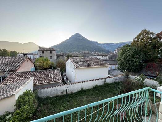 Maison à vendre 159 000 € 7 pièces 5 chambres 122 m² Sumène 30440