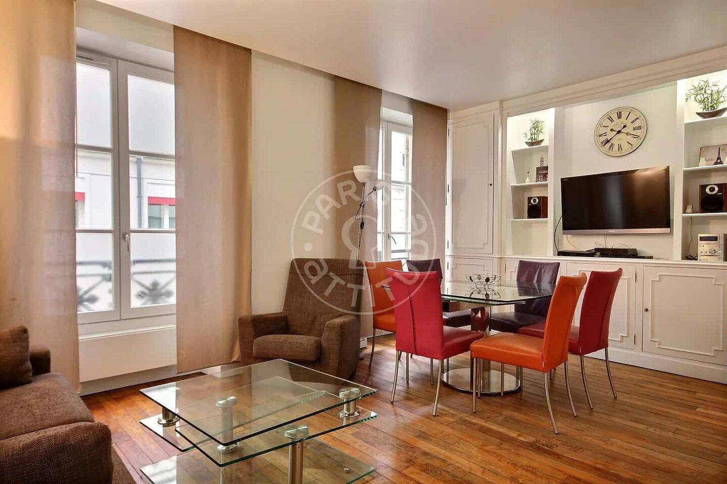 Appartement 1 pièce 48 m² · à Paris 8ème Arrondissement · 48 m² · 3 367 €/mois