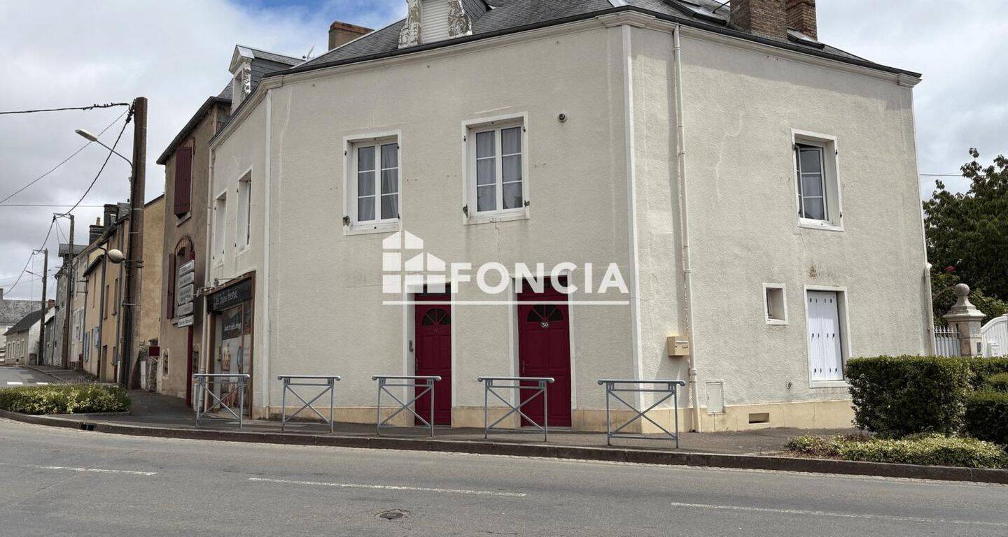Maison 6 pièces 166 m² · à Fresnay-sur-Sarthe · 166 m² · 88 000 €