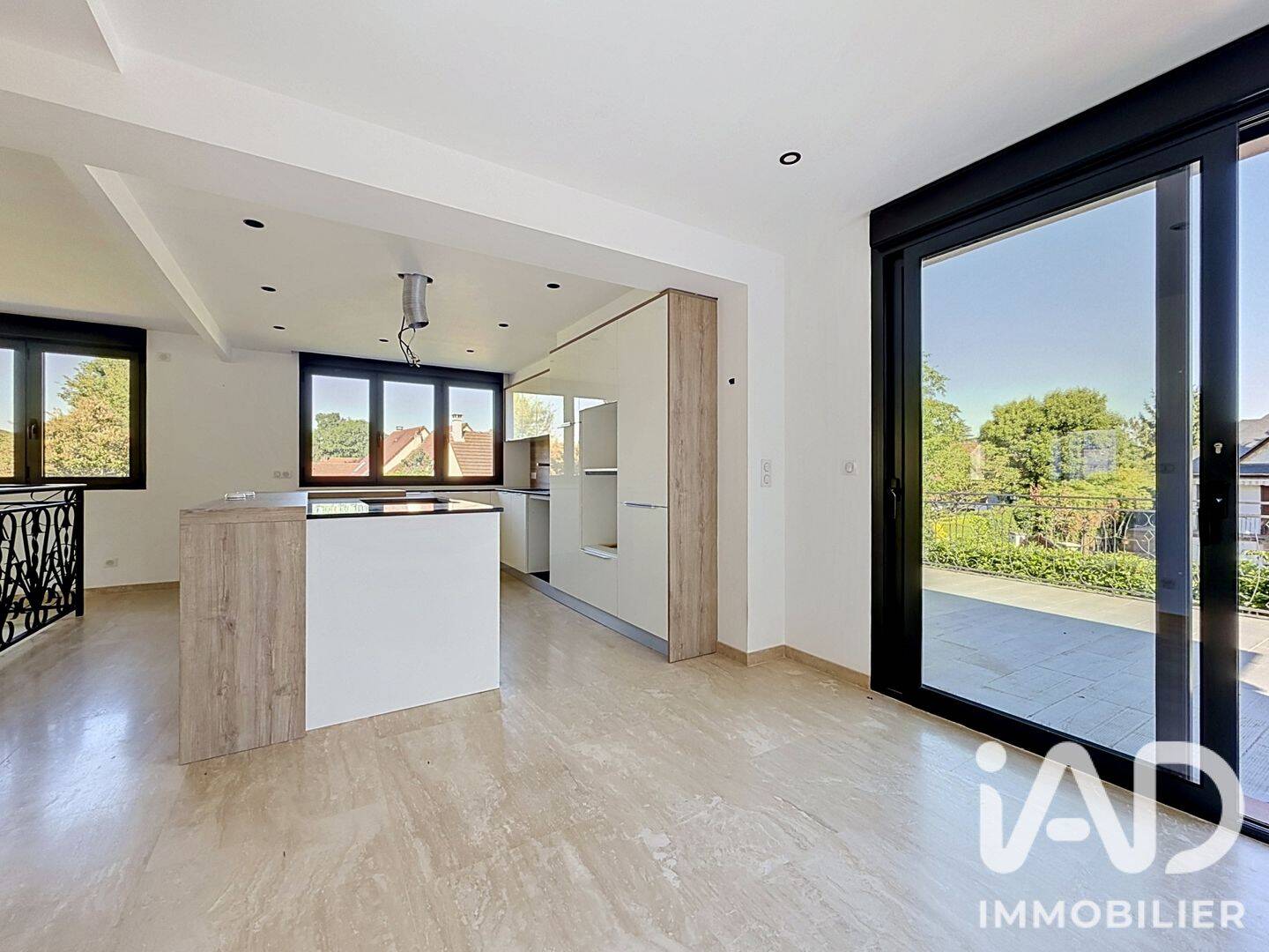 Maison 7 pièces 163 m² · à Étiolles · 163,2 m² · 549 000 €