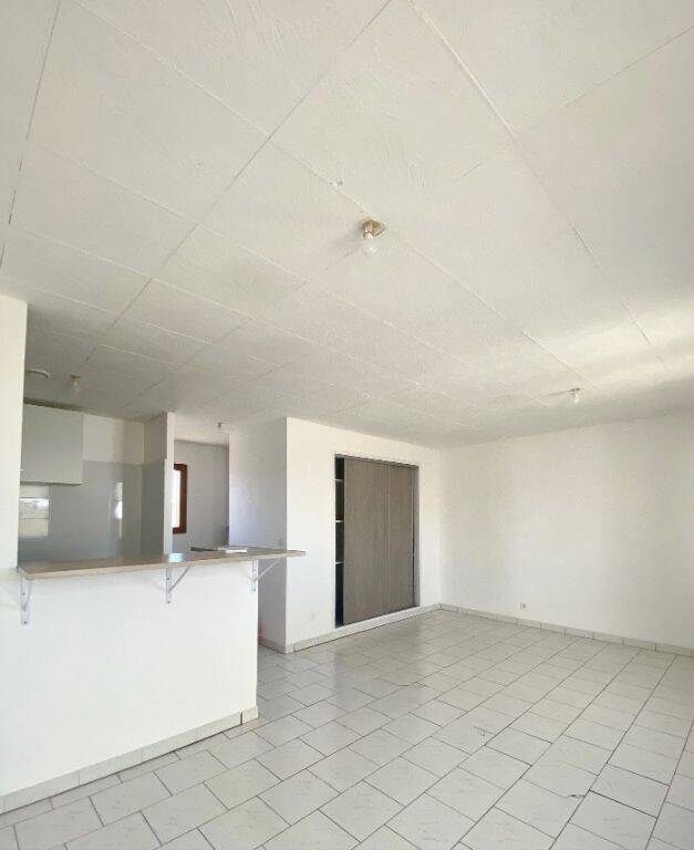 Appartement 2 pièces 53 m² · à Saint-Martin-de-Crau · 53 m² · 809 €