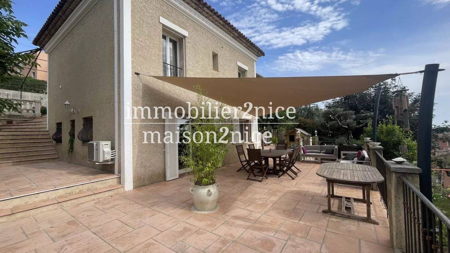 Maison 6 pièces 159 m² · à Nice · 159,3 m² · 1 040 000 €